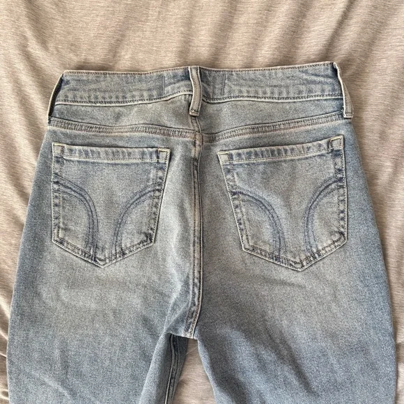 Hollister High Rise Bootcut Jeans - Picture 3 of 8